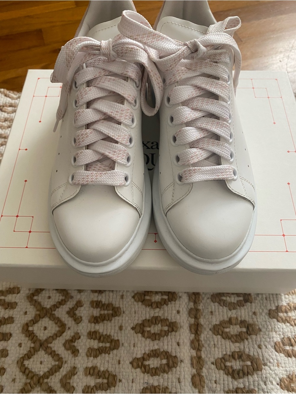 Alexander McQueen White Sneakers with Light patchouli suede Details